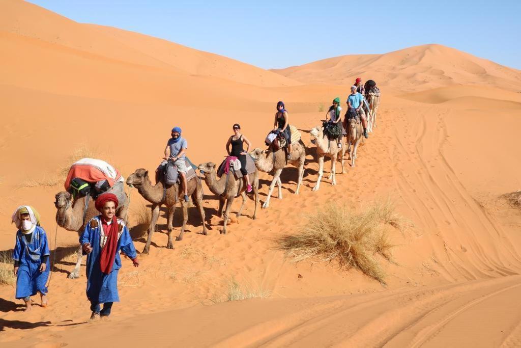 Merzouga Sahara Luxury Camp Екстериор снимка