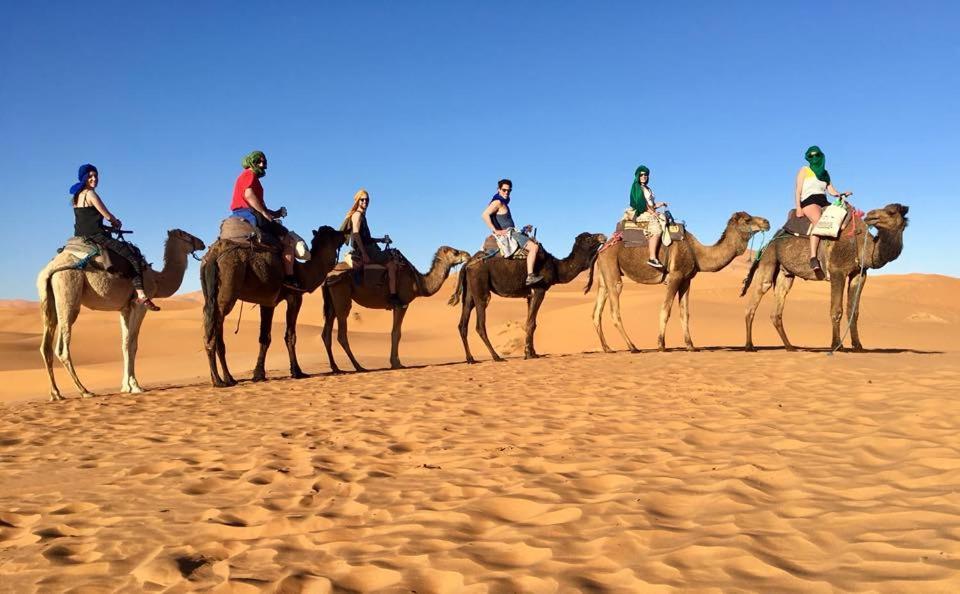 Merzouga Sahara Luxury Camp Екстериор снимка