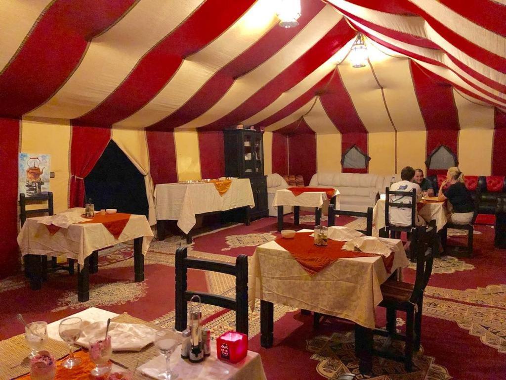 Merzouga Sahara Luxury Camp Екстериор снимка