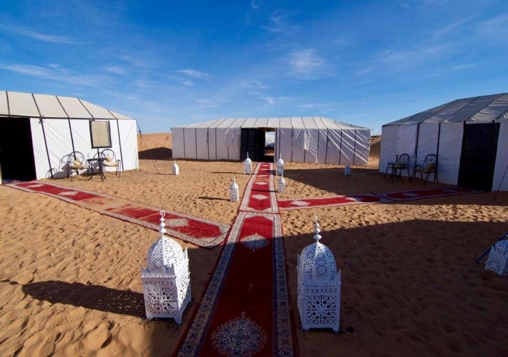 Merzouga Sahara Luxury Camp Екстериор снимка
