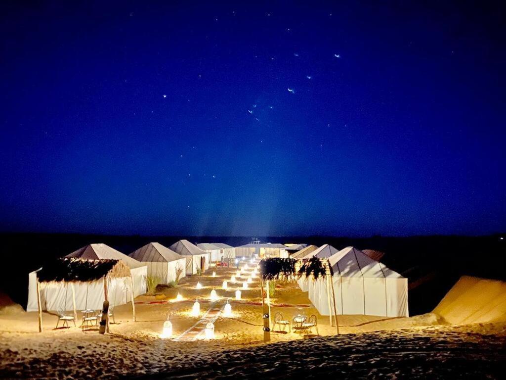 Merzouga Sahara Luxury Camp Екстериор снимка