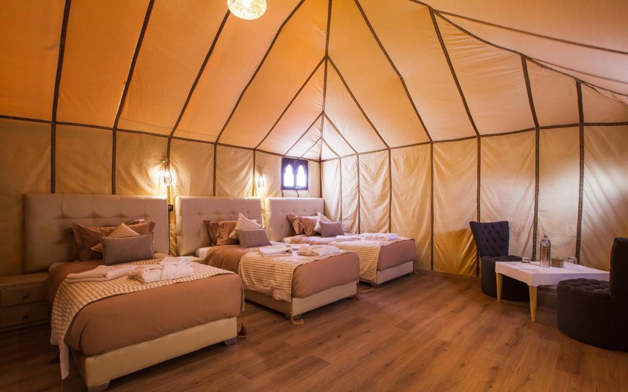 Merzouga Sahara Luxury Camp Екстериор снимка